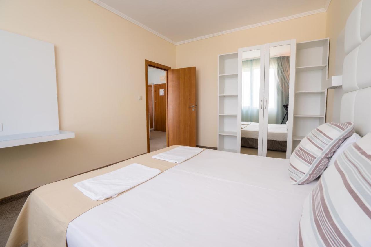 Hotel Perla Beach Club Приморско Экстерьер фото