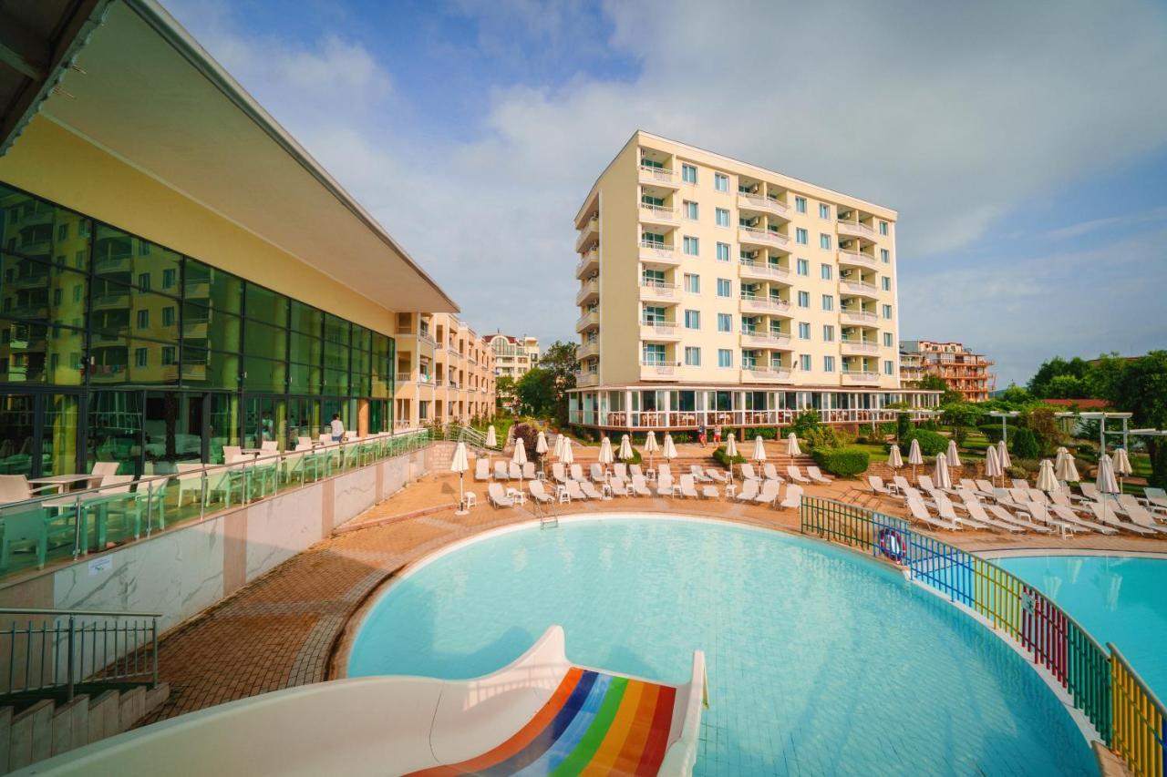 Hotel Perla Beach Club Приморско Экстерьер фото
